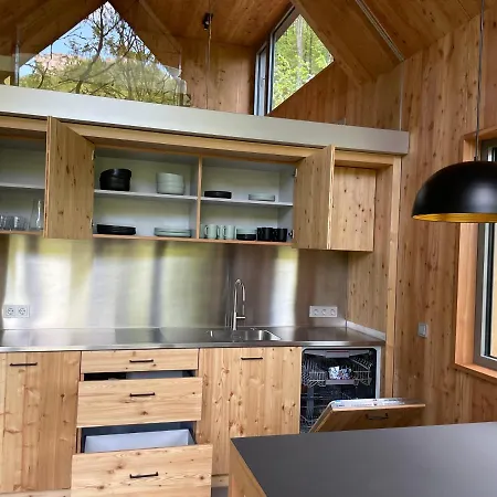 度假居 Baumwipfelhaus 特里费尔斯山麓安韦勒